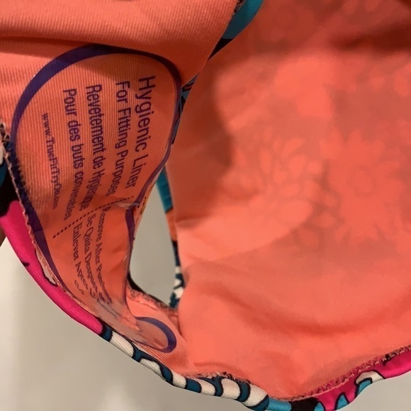 NWT Sundazed Willa Twist One Piece Floral Swimsuit - Picture 9 of 9